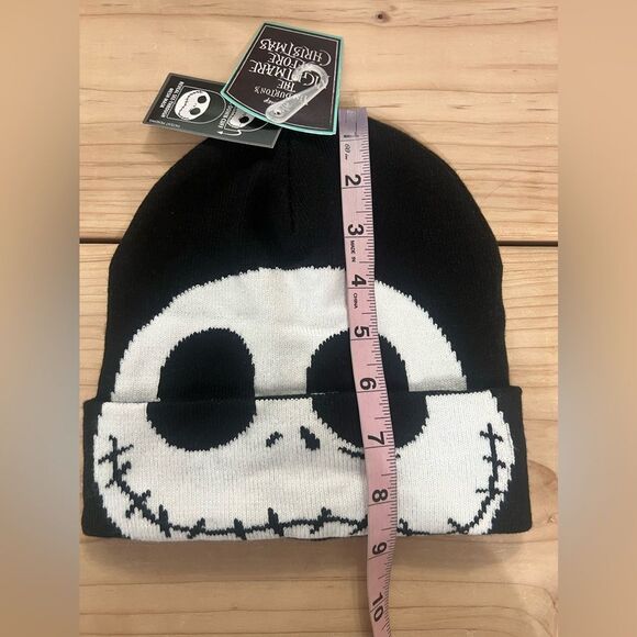 4/$25 Disney Tim Burton’s The nightmare before Christmas roll down beanie hat - Picture 6 of 9